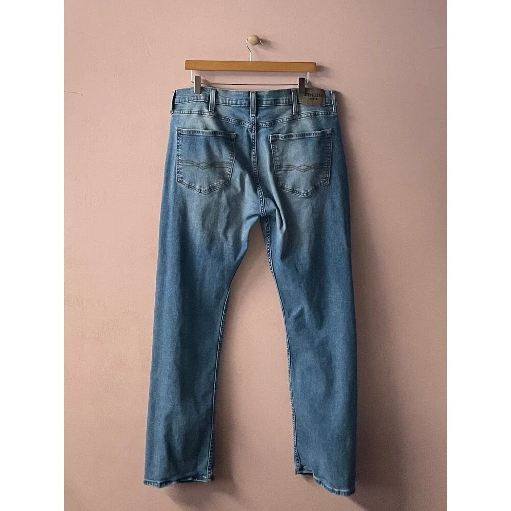 Denizen from Levi’s Men’s Slim Straight Medium Wash Jeans Size 38 x 30